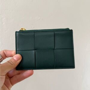 Bottega Intrecciato Zipped Card Case - Emerald Green